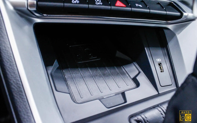 Audi Q3 cena 134444 przebieg: 43000, rok produkcji 2019 z Urzędów małe 781